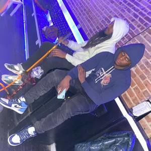 Meet your Posher, Darius